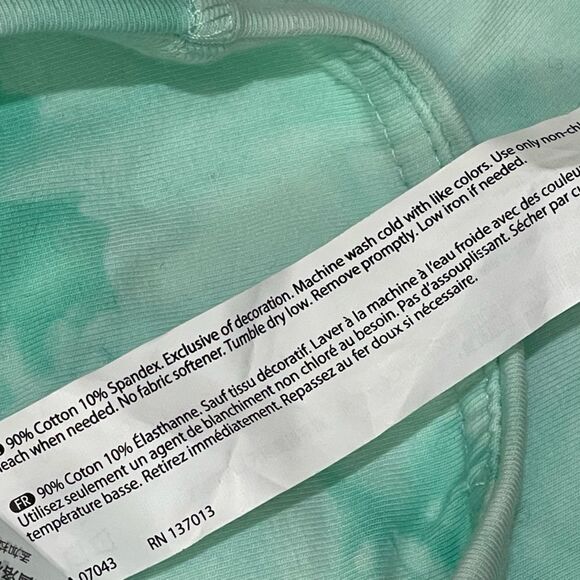 Marika Cyndi Womens High Rise Side Pocket Ankle Tie Dye Legging Size Medium NWT - Picture 16 of 16